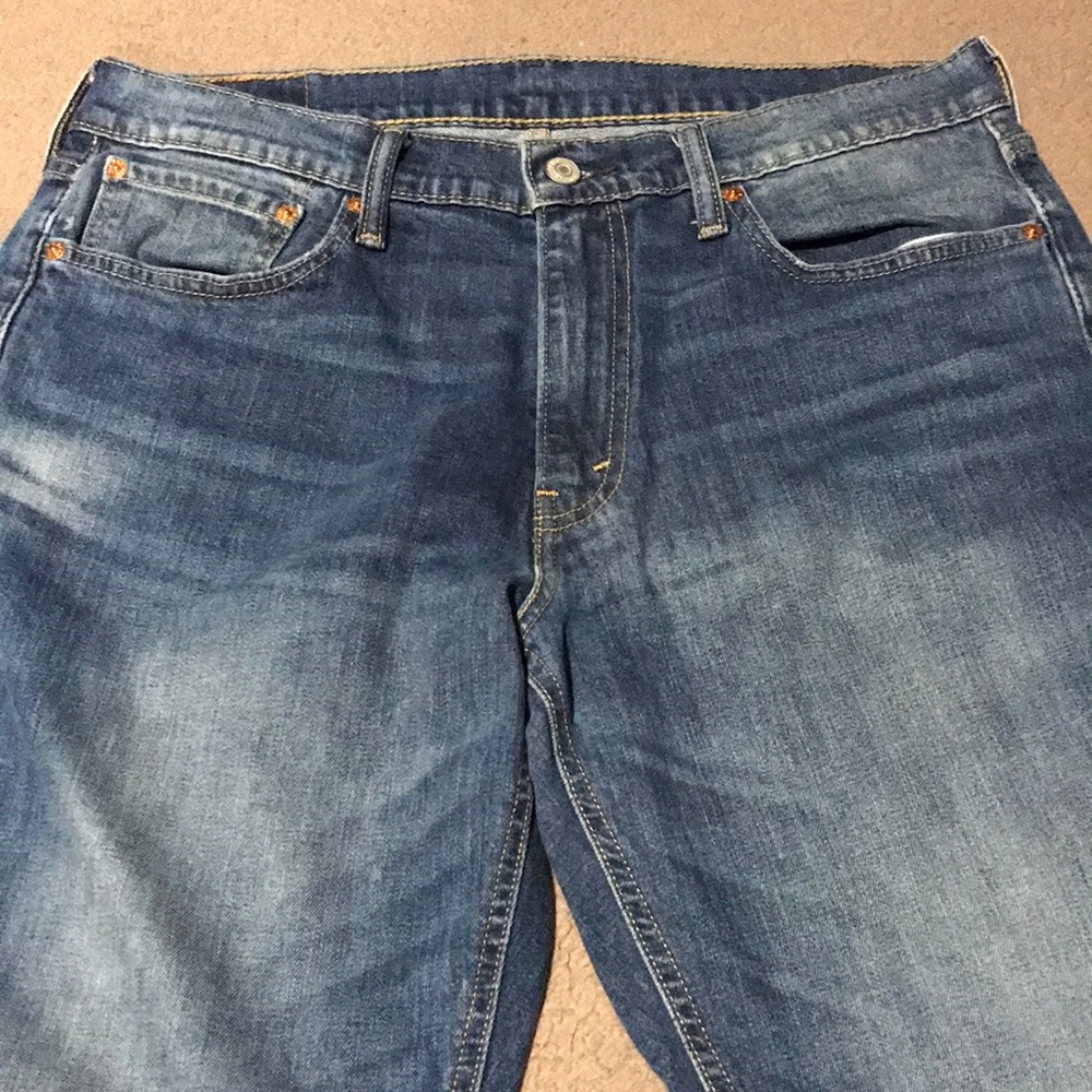 Levi’s size 33